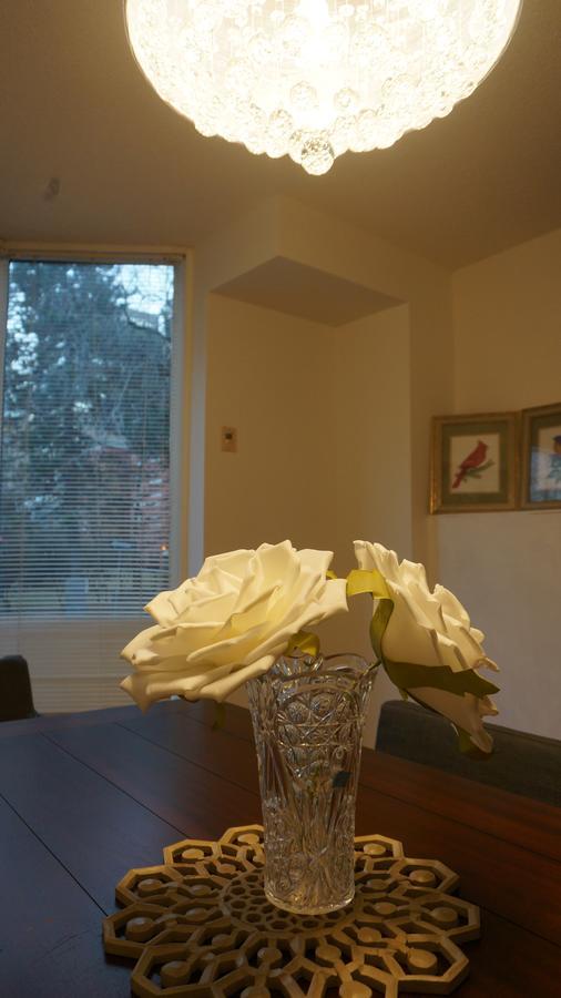 Margie Townhome Suites โตรอนโต ภายนอก รูปภาพ